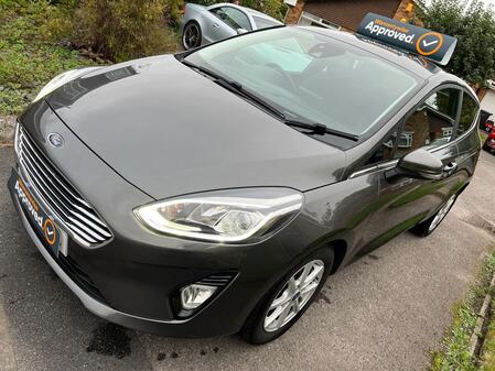 FORD FIESTA 1.0 T EcoBoost Zetec