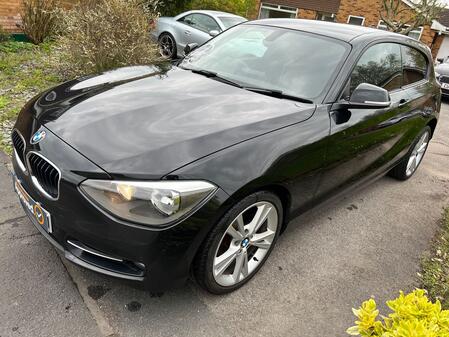 BMW 1 SERIES 2.0 118d Sport 3-door